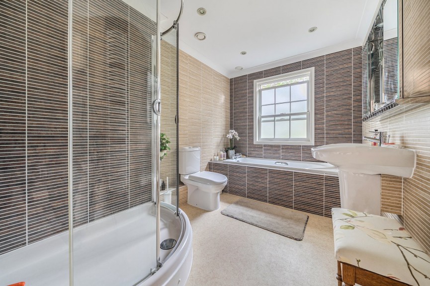 7 bedroom House for Sale High Street, Greenfield, Bedfordshire