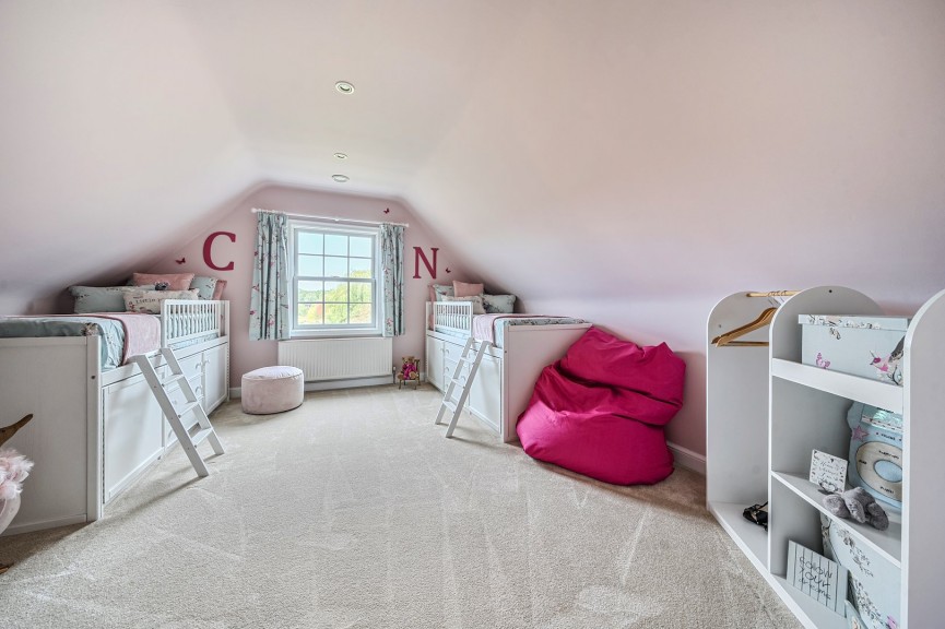 7 bedroom House for Sale High Street, Greenfield, Bedfordshire