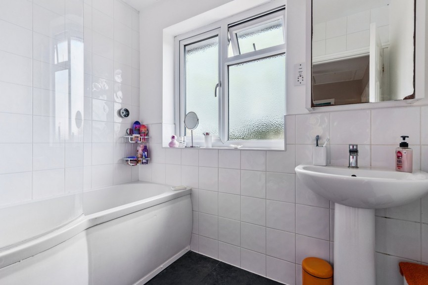 4 bedroom House for Sale Wymondley Road, Hitchin, Hertfordshire