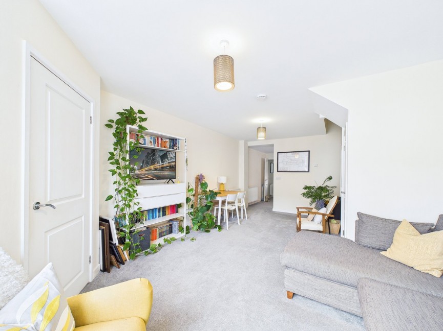 2 bedroom House for Sale Radcliffe Road, Hitchin, Hertfordshire