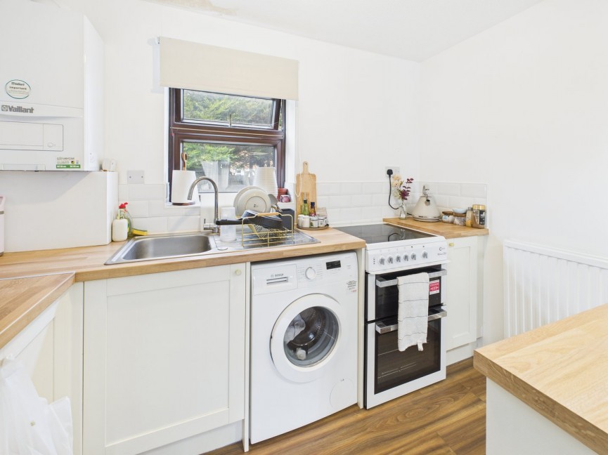 1 bedroom Flat for Sale Engayne Avenue, Sandy, Bedfordshire