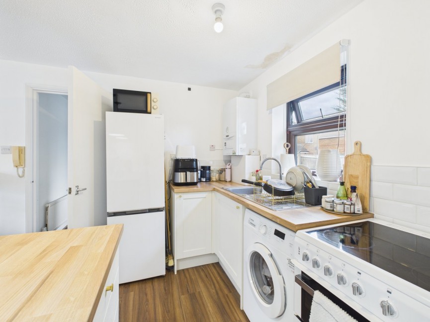1 bedroom Flat for Sale Engayne Avenue, Sandy, Bedfordshire