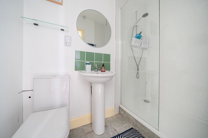 2 bedroom House for Sale Ivel Road, Shefford, Bedfordshire
