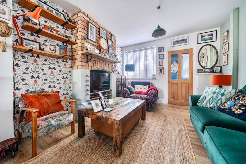 2 bedroom House for Sale Ivel Road, Shefford, Bedfordshire
