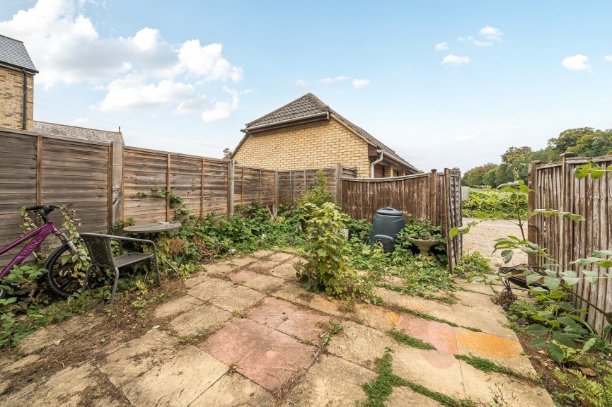 3 bedroom House for Sale High Street, Arlesey, Bedfordshire