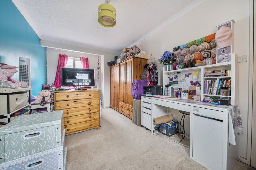3 bedroom House for Sale High Street, Arlesey, Bedfordshire