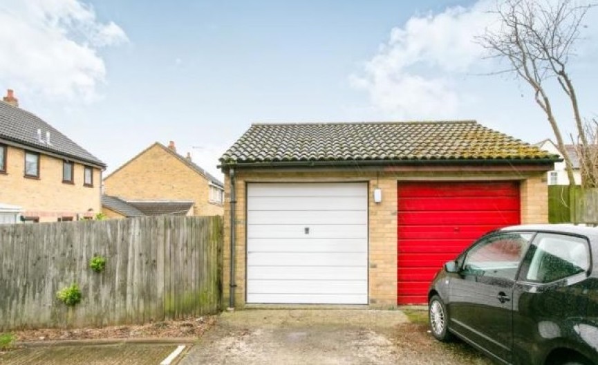 3 bedroom House for Sale Bidwell Close, Letchworth Garden City, Hertfordshire