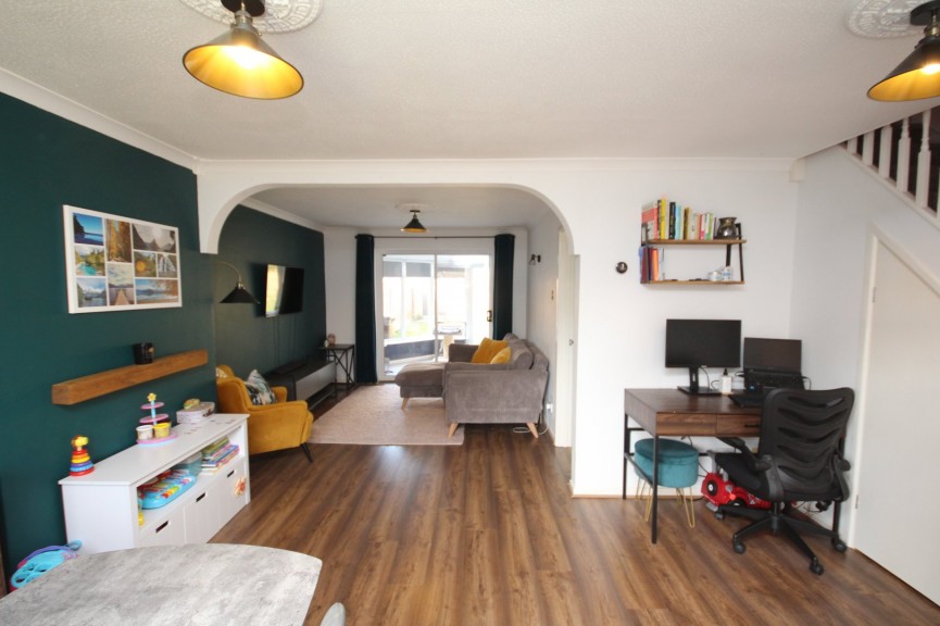 3 bedroom House for Sale Bidwell Close, Letchworth Garden City, Hertfordshire