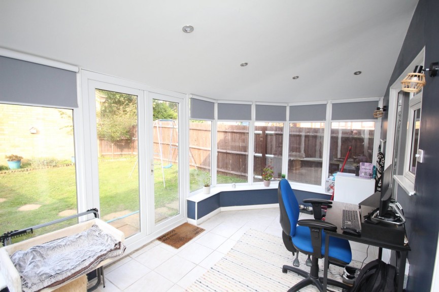 3 bedroom House for Sale Bidwell Close, Letchworth Garden City, Hertfordshire