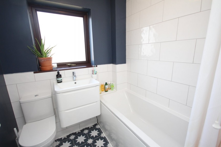 3 bedroom House for Sale Bidwell Close, Letchworth Garden City, Hertfordshire