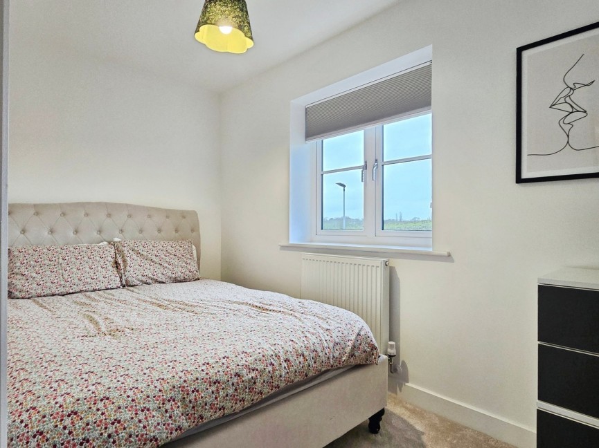 5 bedroom House for Sale Ravensden