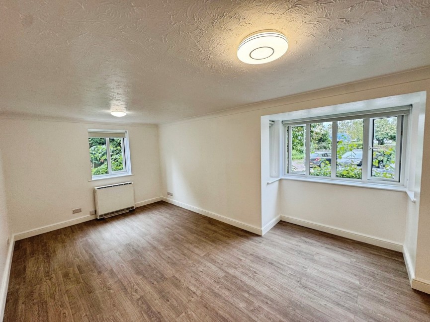 1 bedroom Flat for Letting Walsingham Close, Hatfield, Hertfordshire