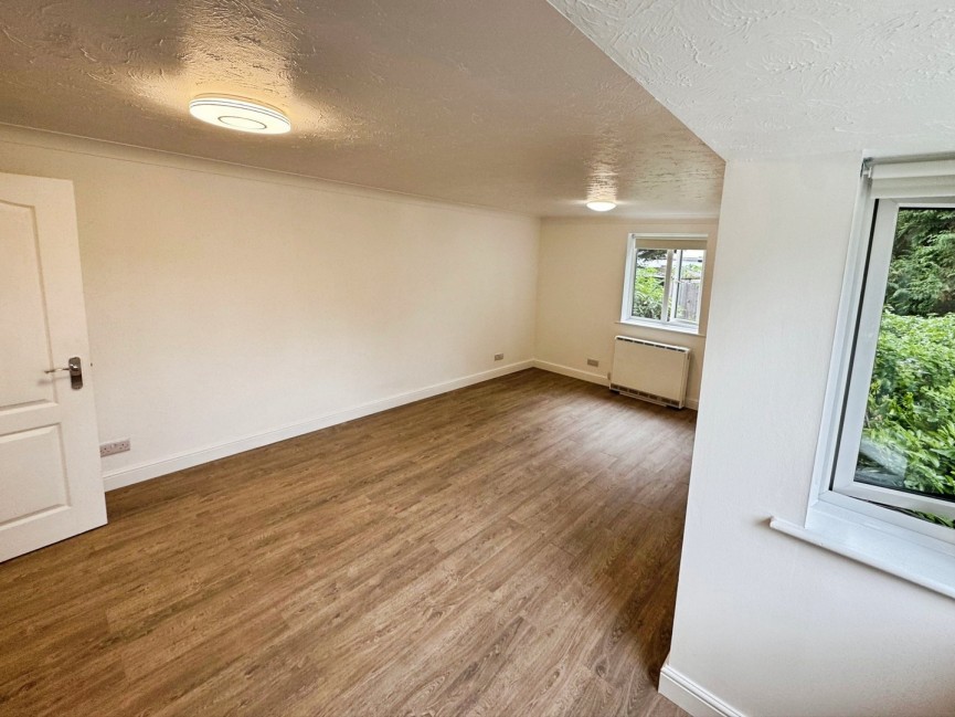 1 bedroom Flat for Letting Walsingham Close, Hatfield, Hertfordshire