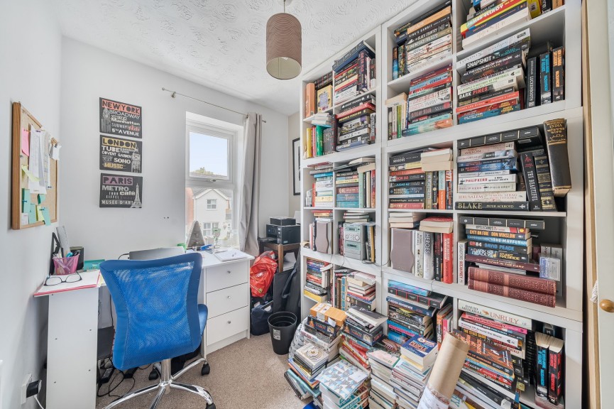 5 bedroom House for Sale Eisenhower Road, Shefford, Bedfordshire