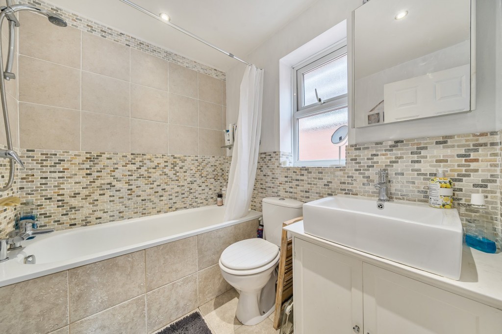 Eisenhower Road, Shefford, Bedfordshire