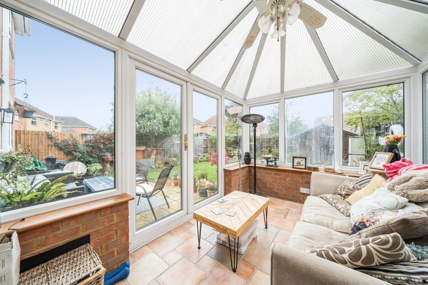 5 bedroom House for Sale Eisenhower Road, Shefford, Bedfordshire