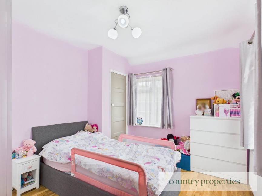 3 bedroom House for Sale Upperfield Road, Welwyn Garden City, Hertfordshire