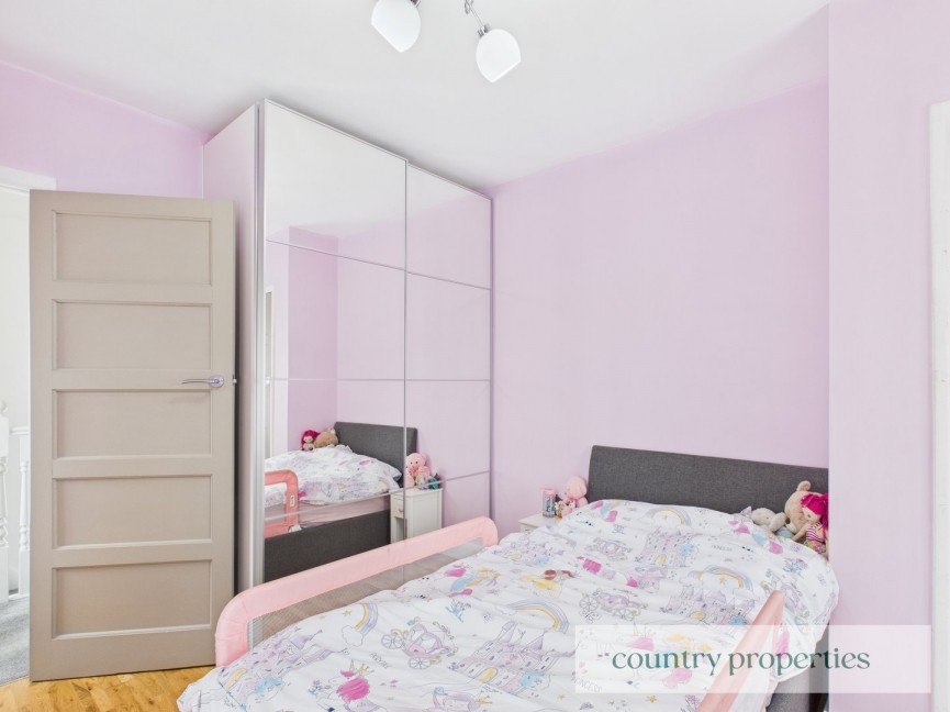 3 bedroom House for Sale Upperfield Road, Welwyn Garden City, Hertfordshire