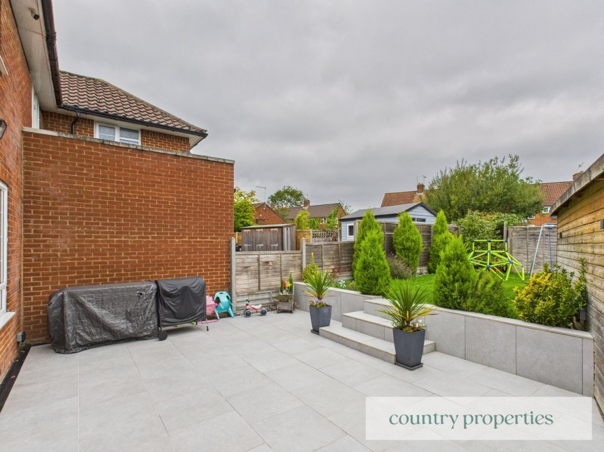 3 bedroom House for Sale Upperfield Road, Welwyn Garden City, Hertfordshire