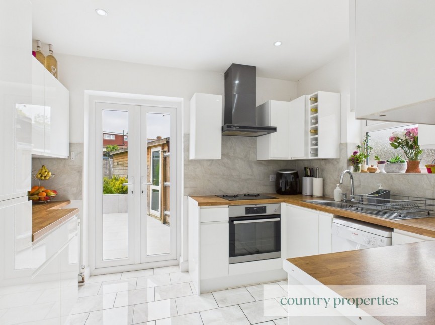 3 bedroom House for Sale Upperfield Road, Welwyn Garden City, Hertfordshire