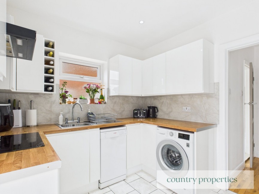3 bedroom House for Sale Upperfield Road, Welwyn Garden City, Hertfordshire