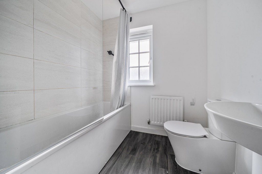 Annas Meadow, Shefford, Bedfordshire