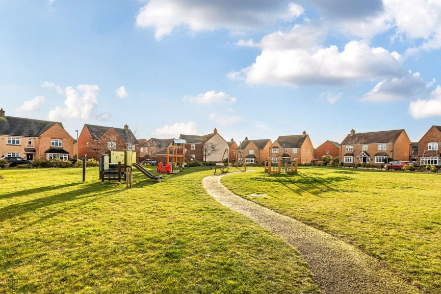 4 bedroom House for Sale Lower Stondon, Henlow, Bedfordshire
