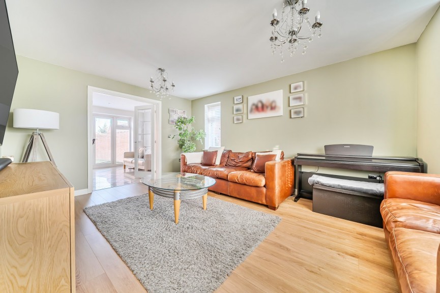 4 bedroom House for Sale Lower Stondon, Henlow, Bedfordshire