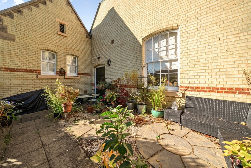 2 bedroom Flat for Sale Fairfield, Hitchin, Bedfordshire