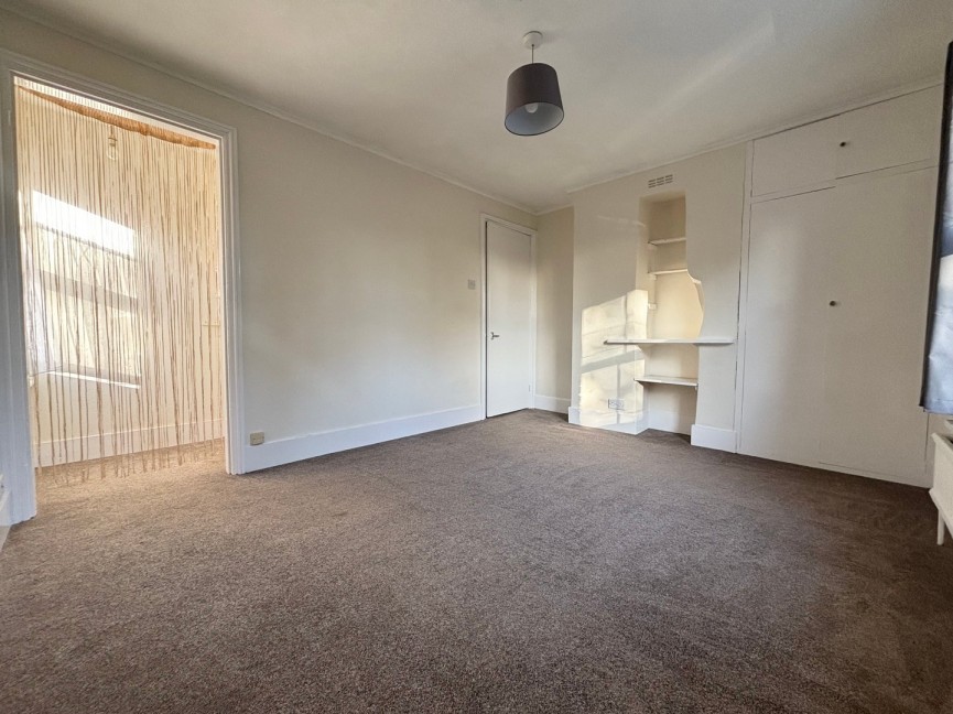 2 bedroom House for Letting London Road, Biggleswade, Bedfordshire