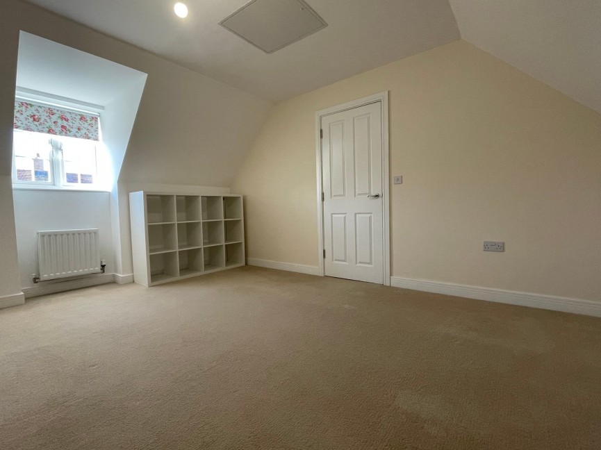 4 bedroom House for Sale Presland Drive, Biggleswade, Bedfordshire
