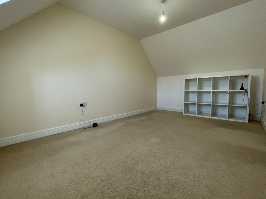 4 bedroom House for Sale Presland Drive, Biggleswade, Bedfordshire