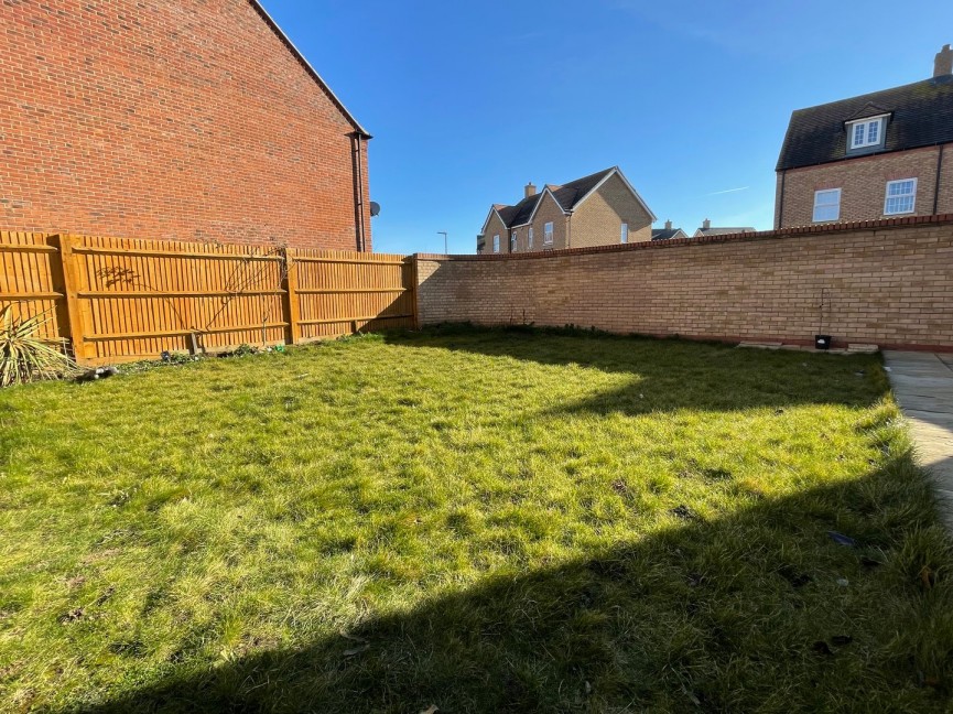 4 bedroom House for Sale Presland Drive, Biggleswade, Bedfordshire