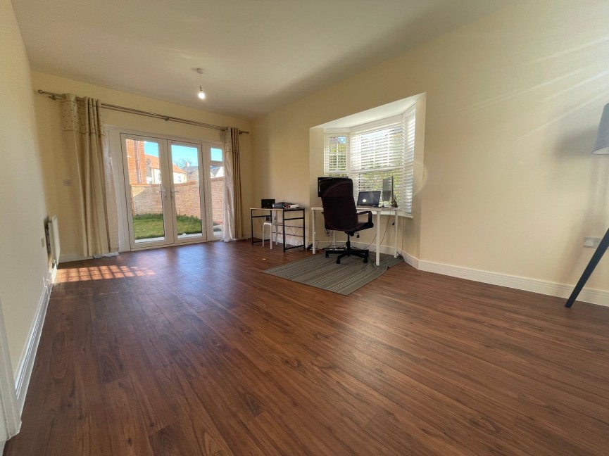 4 bedroom House for Sale Presland Drive, Biggleswade, Bedfordshire