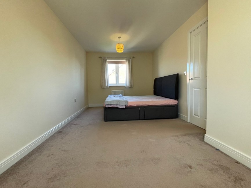 4 bedroom House for Sale Presland Drive, Biggleswade, Bedfordshire