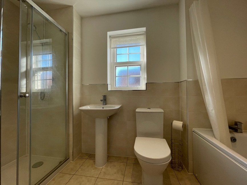 4 bedroom House for Sale Presland Drive, Biggleswade, Bedfordshire