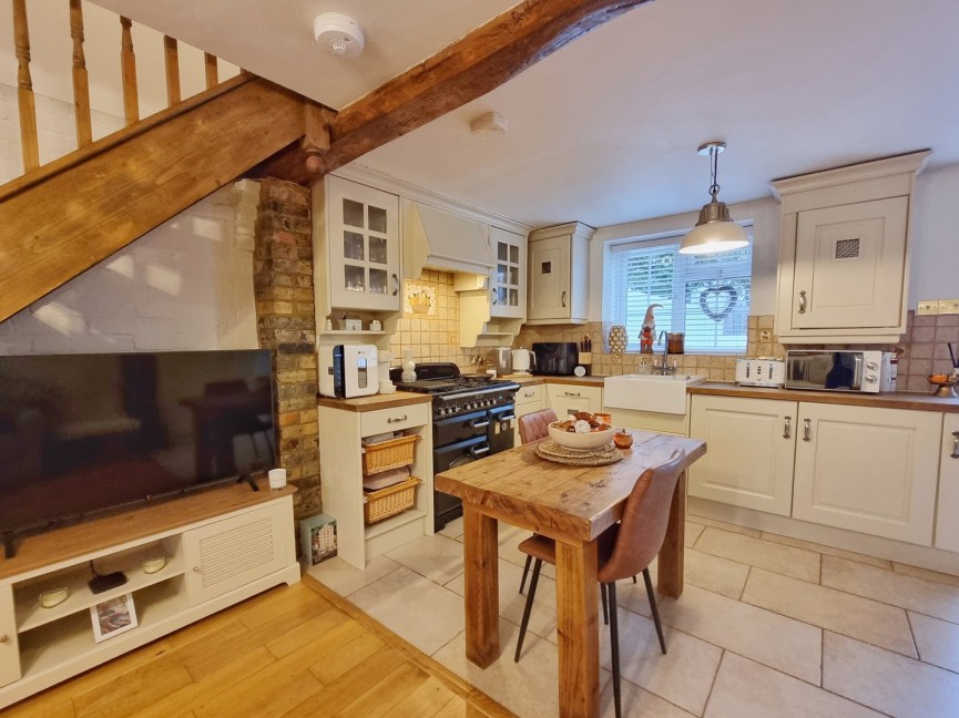 2 bedroom House for Sale Silsoe, Bedfordshire