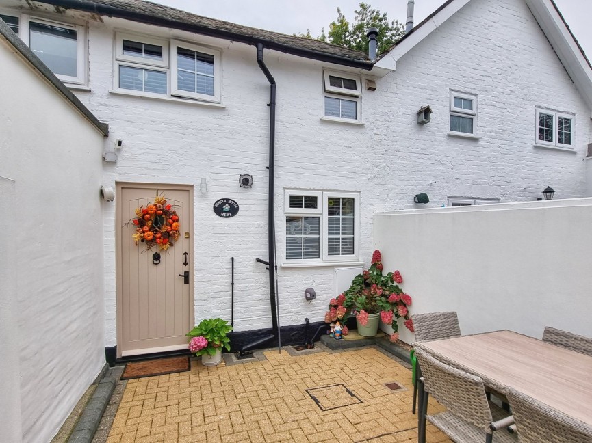 2 bedroom House for Sale Silsoe, Bedfordshire