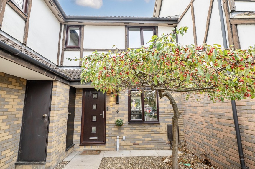 2 bedroom House for Sale Lower Stondon, Henlow, Bedfordshire