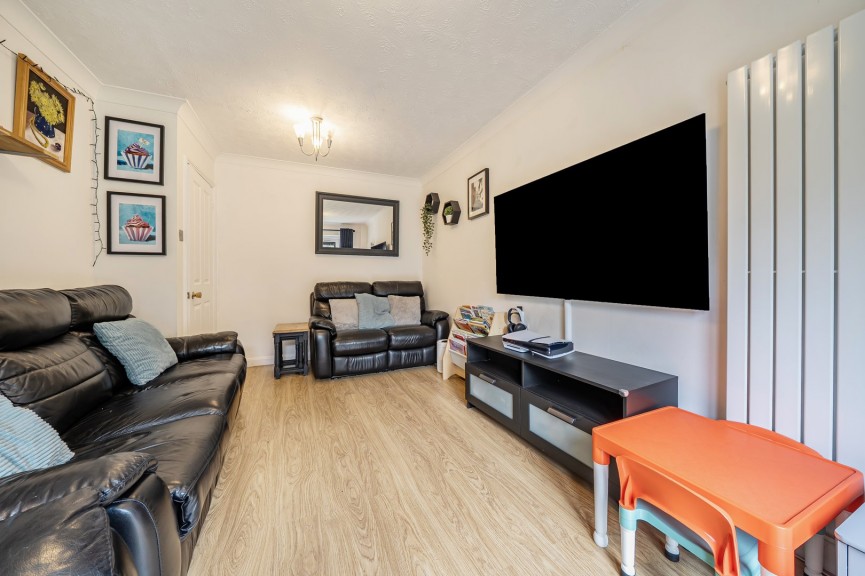 2 bedroom House for Sale Lower Stondon, Henlow, Bedfordshire