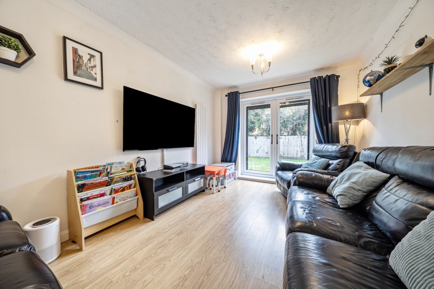 2 bedroom House for Sale Lower Stondon, Henlow, Bedfordshire