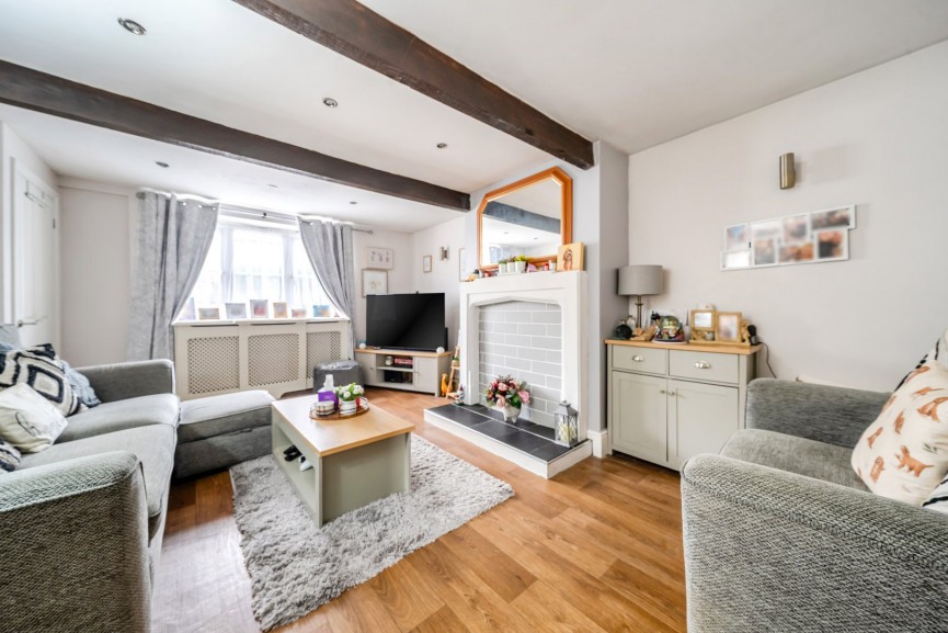 2 bedroom House for Sale High Street, Arlesey, Bedfordshire