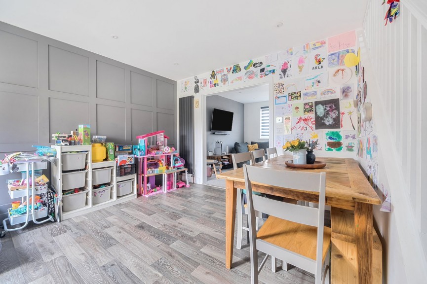 3 bedroom House for Sale High Street, Arlesey, Bedfordshire