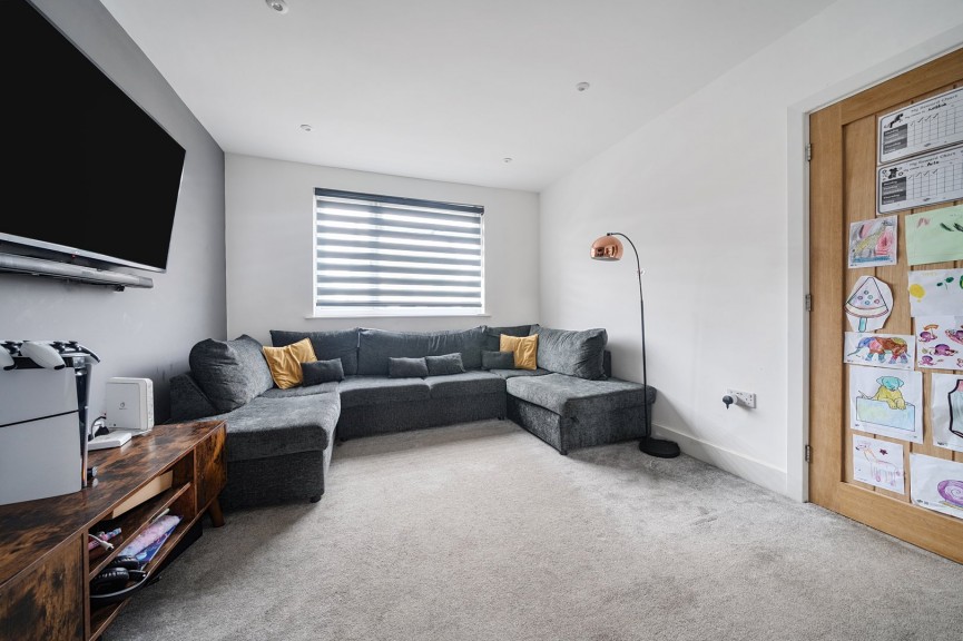 3 bedroom House for Sale High Street, Arlesey, Bedfordshire