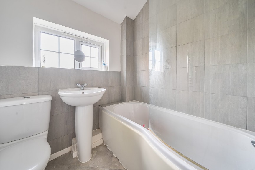 2 bedroom House for Sale Olympus Road, Henlow, Bedfordshire