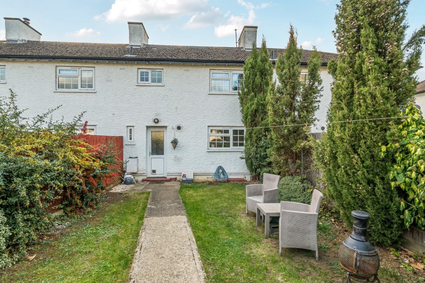 2 bedroom House for Sale Olympus Road, Henlow, Bedfordshire