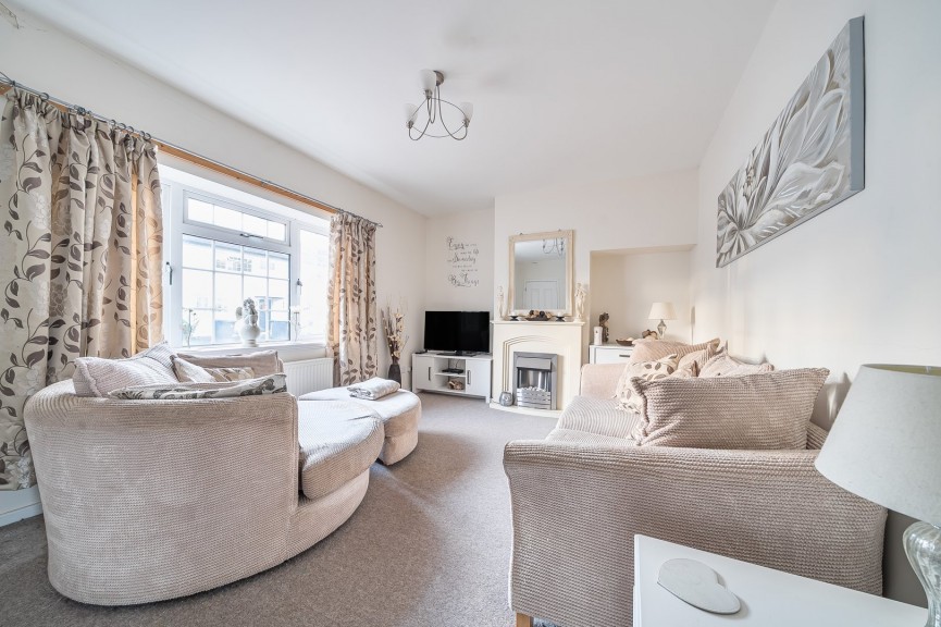 2 bedroom House for Sale Olympus Road, Henlow, Bedfordshire