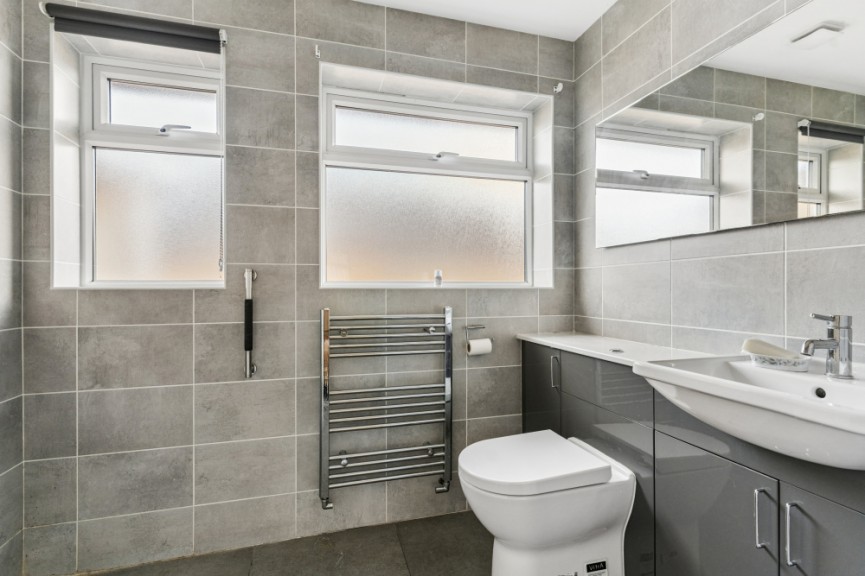 3 bedroom Bungalow for Sale Uplands Avenue, Hitchin, Hertfordshire