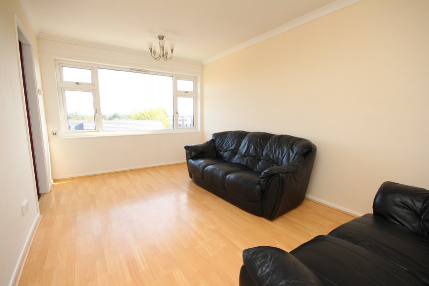 1 bedroom Flat for Sale Bittern Way, Letchworth Garden City, Hertfordshire