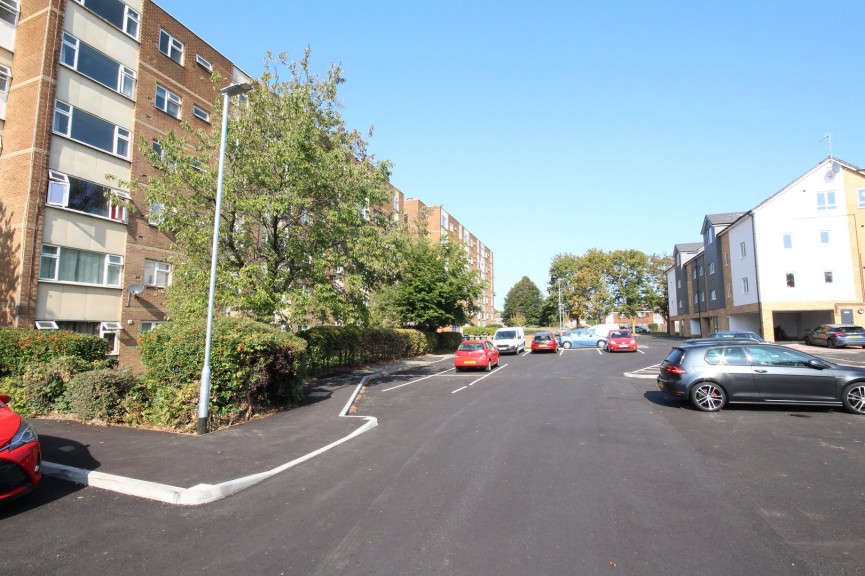 1 bedroom Flat for Sale Bittern Way, Letchworth Garden City, Hertfordshire